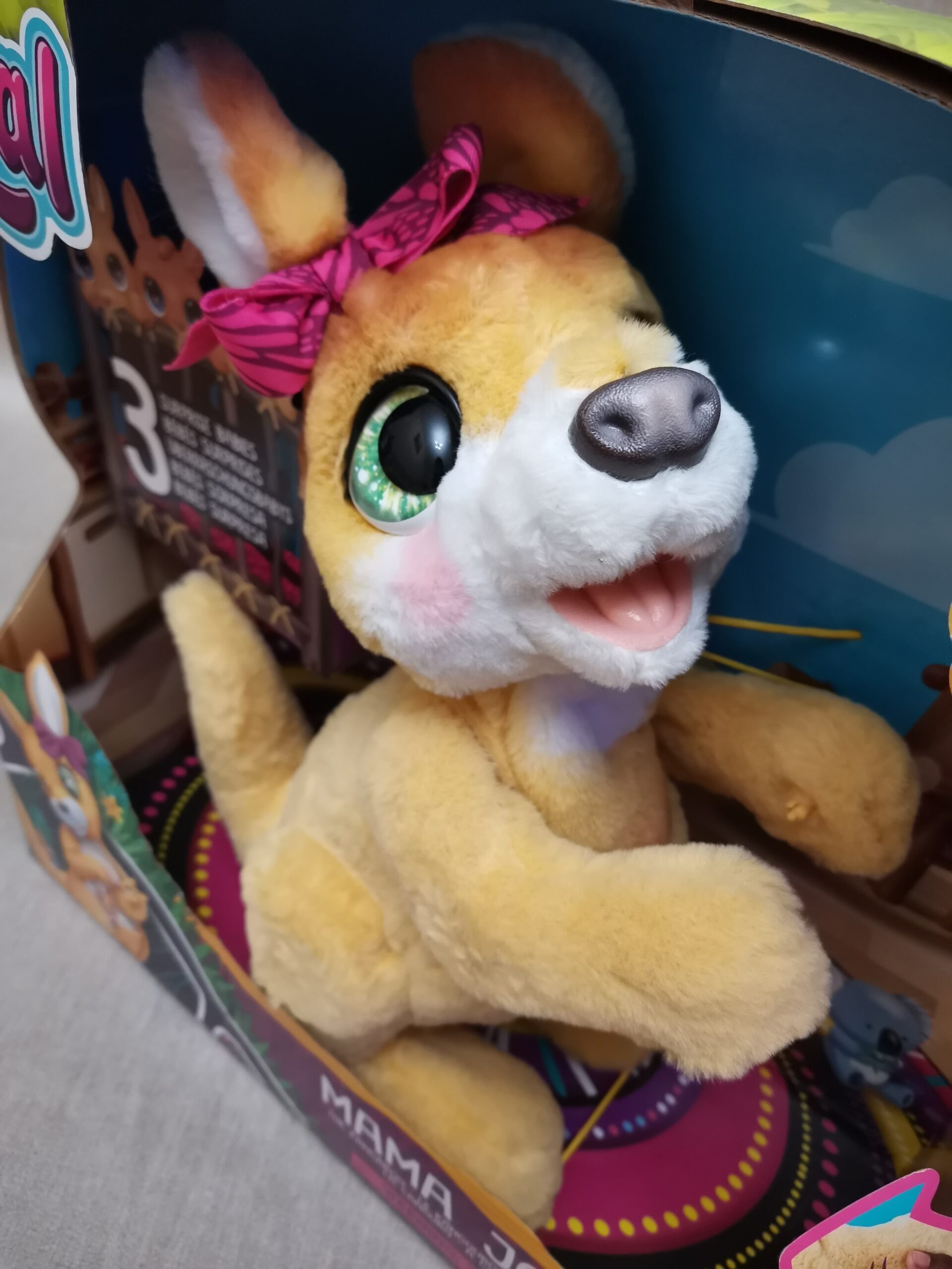 Интерактивная игрушка FurReal Friends Mama Josie The Kangaroo Кенгуру мама Джози и ее кенгурята (E6724) 11 Интерактивная игрушка FurReal Friends Mama Josie The Kangaroo Кенгуру мама Джози и ее кенгурята (E6724) - Зображення 11