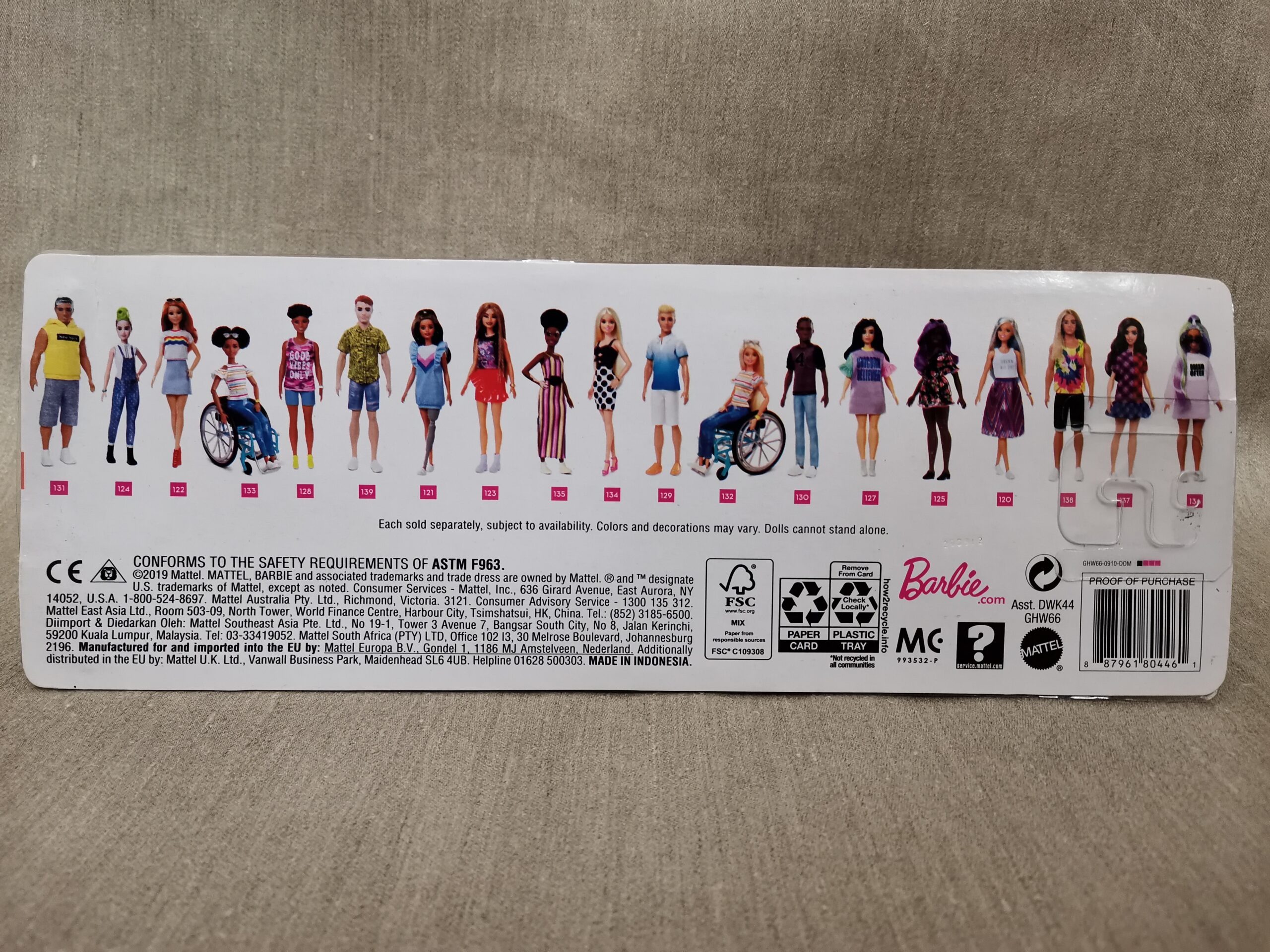 Кукла Барби Кен с длинными волосами Barbie Ken Fashionistas Doll with Long Blonde Hair (GHW66) - Зображення 4