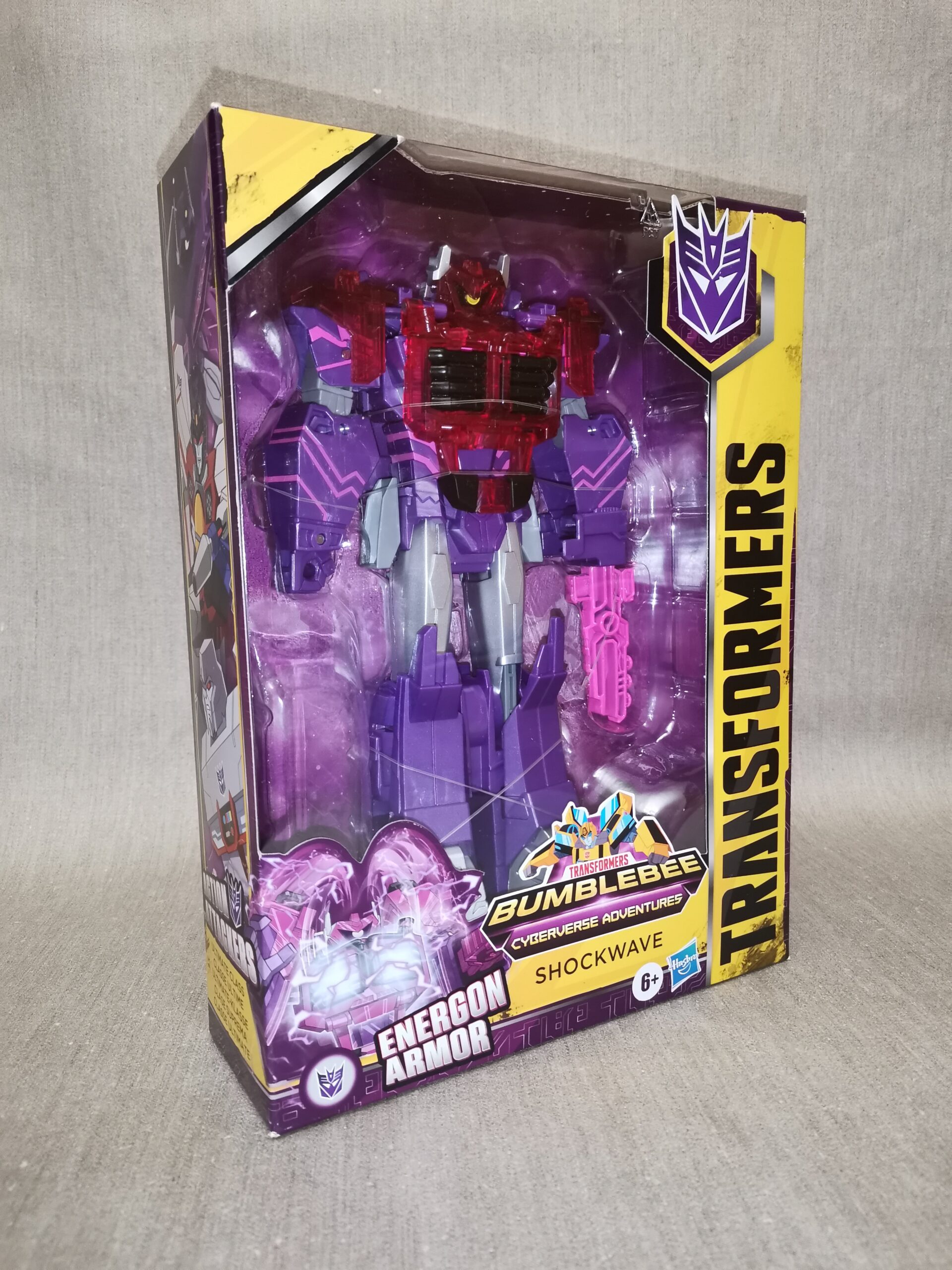 Трансформер робот Transformers Toys Cyberverse Ultimate Class Shockwave Hasbro Шоквейв (E7113AS00)